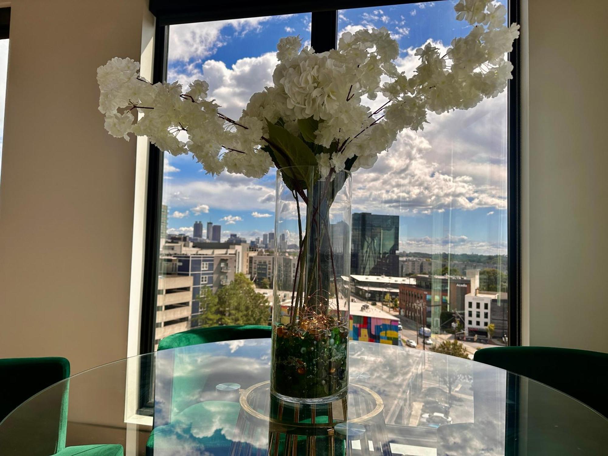 Apartment Modern Luxury At The Interlock *