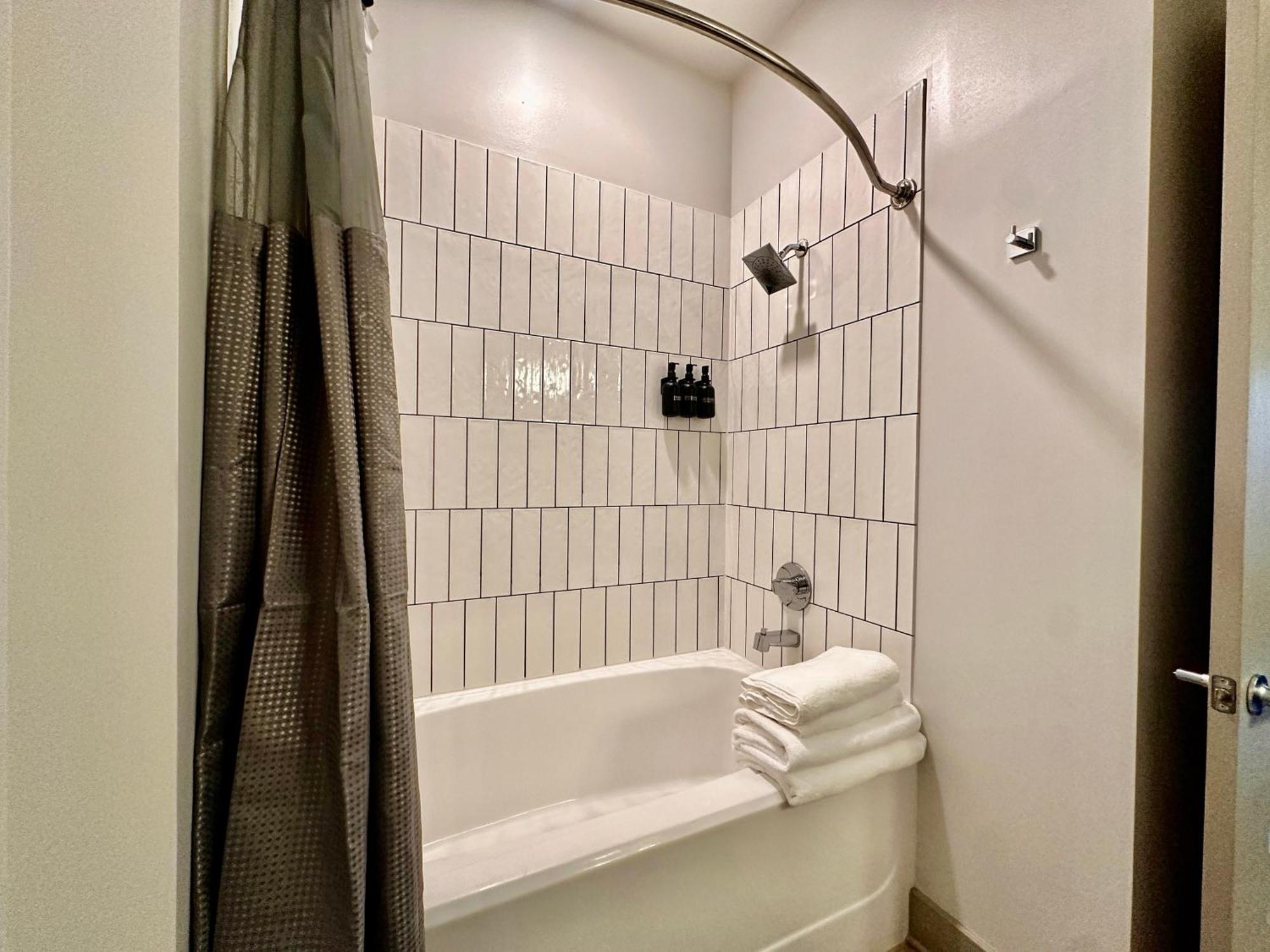 Modern Luxury At The Interlock Apartment Atlanta